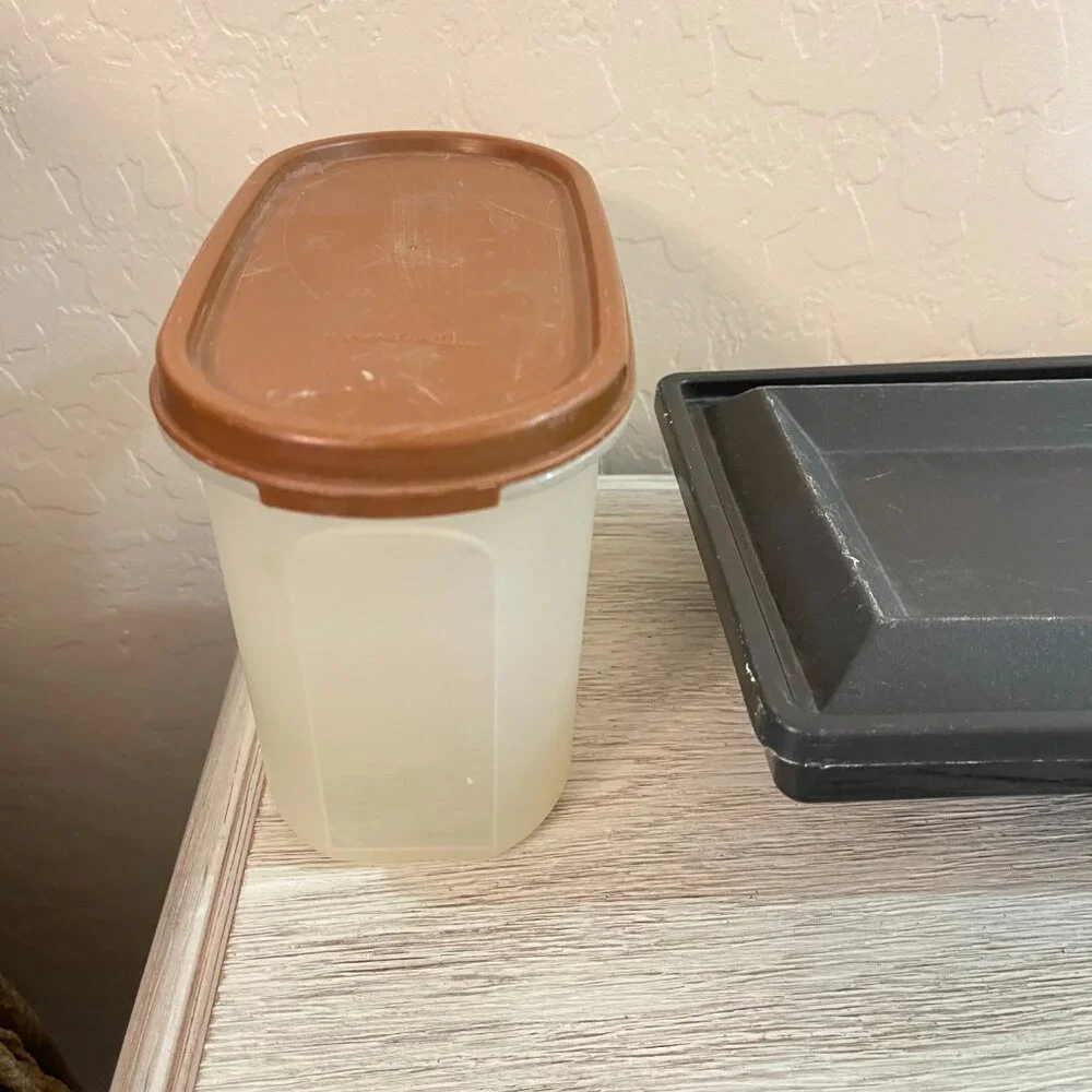Vintage Tupperware Set 6 Pc Storage Measuring Cups